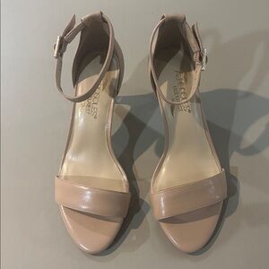 AEROSOLES Tan Ankle Strap Heels 6.5 New No Box